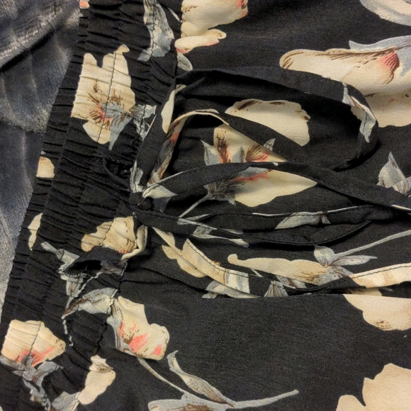 Light weight pants - Picture 2 of 3